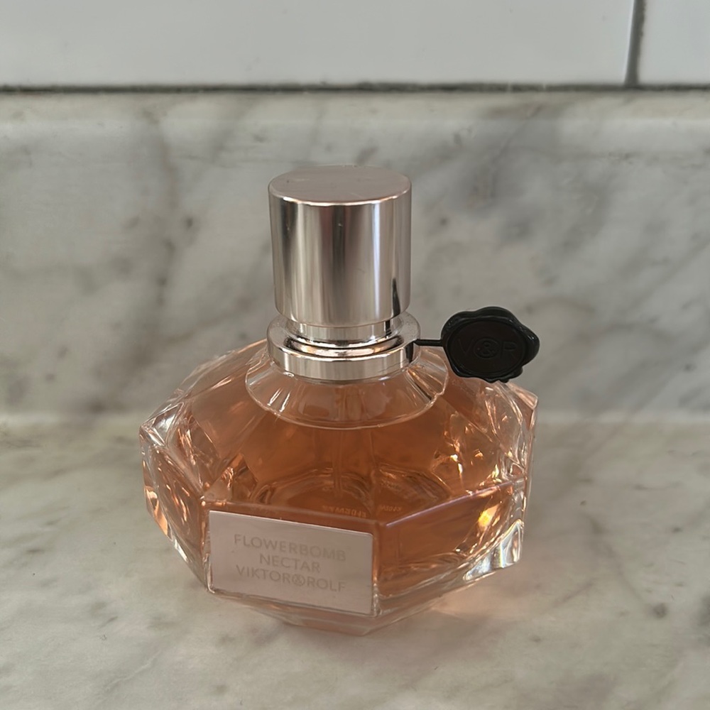 FLOWERBOMB NECTAR VIKTOR&ROLF perfume 1.7oz